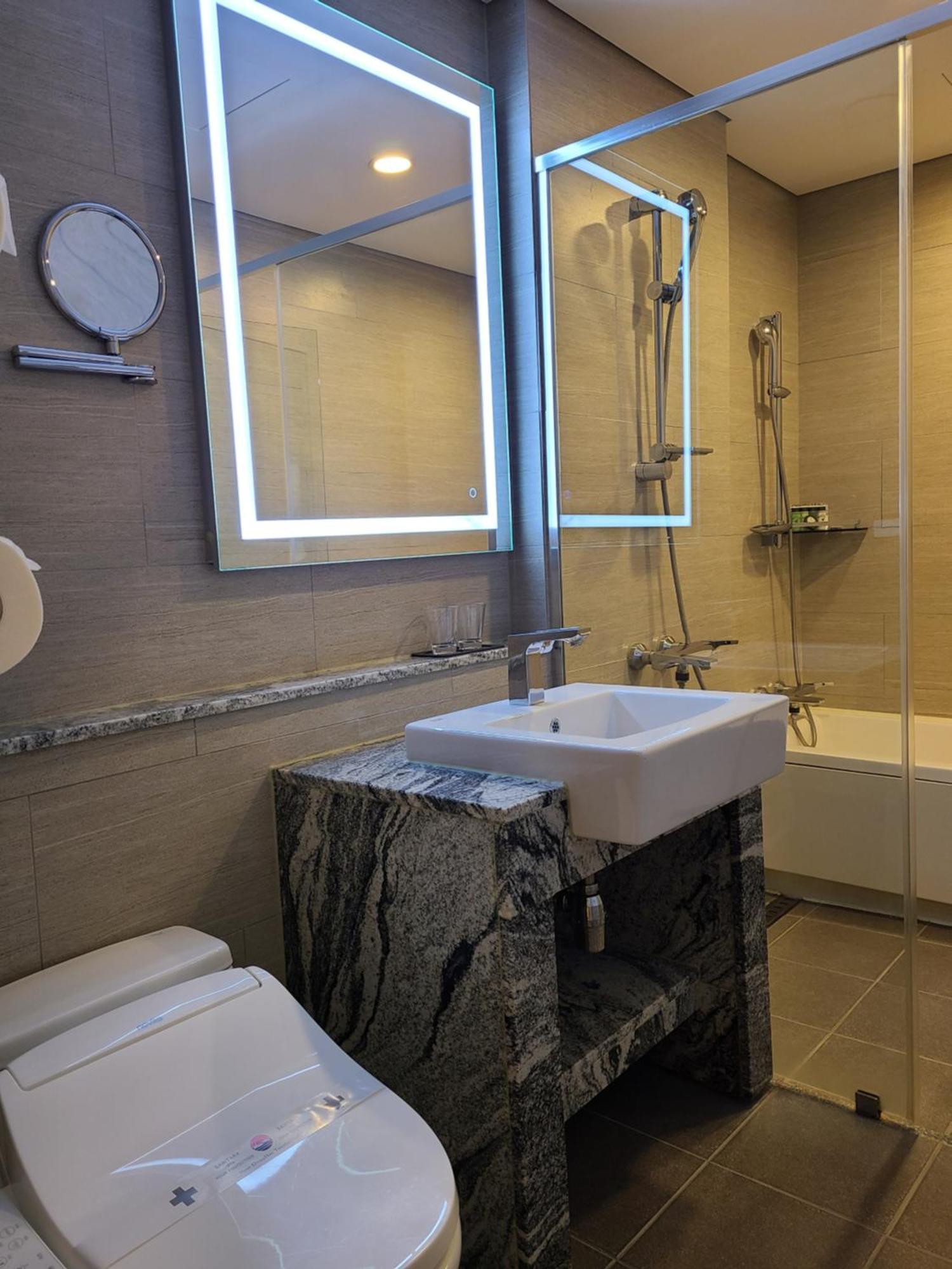 New Donghae Tourist Hotel Exteriör bild